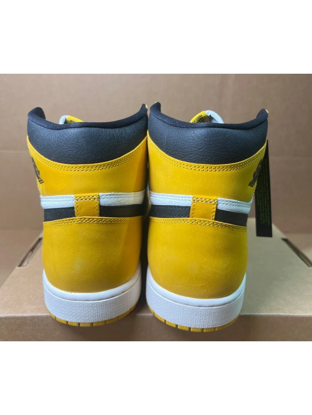 Air Jordan 1 Retro High OG Yellow Ochre DZ5485701 Yellow Ochre/Black/Sail Sz 13